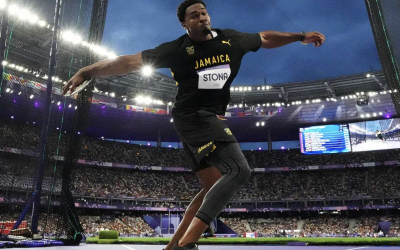 DEL RÉCORD OLÍMPICO EN PARÍS 2024, ROJÈ STONA VA AL EMPARRILLADO DE LA NFL